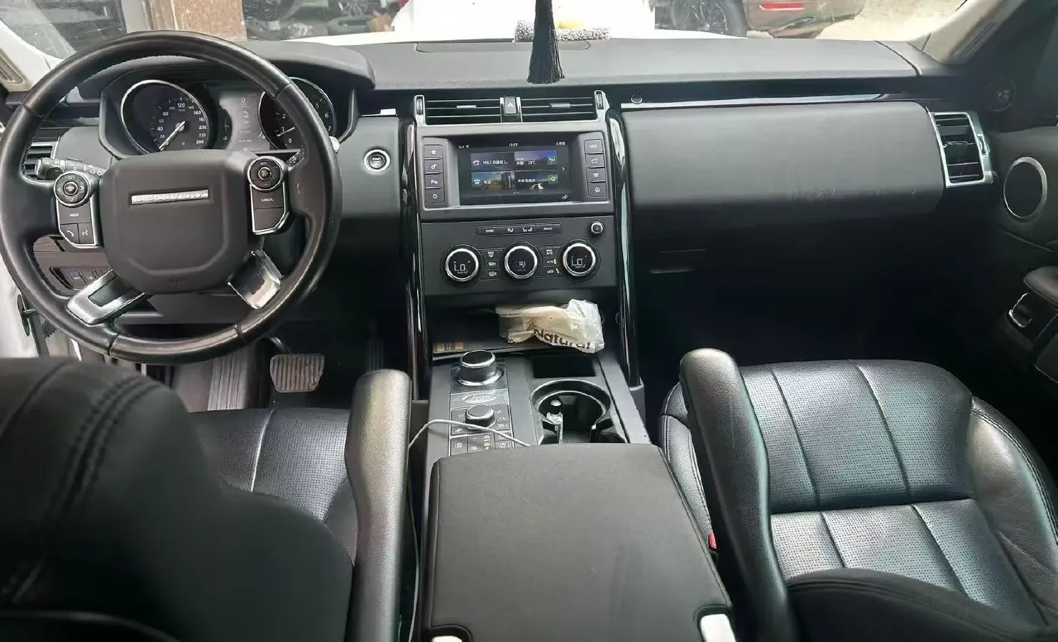 2017 Land Rover Discovery 3.0T 340HP V6 8AT,autocango,china used car exporter,china ev exporter,chinese used car exporter,chinese used ev exporter