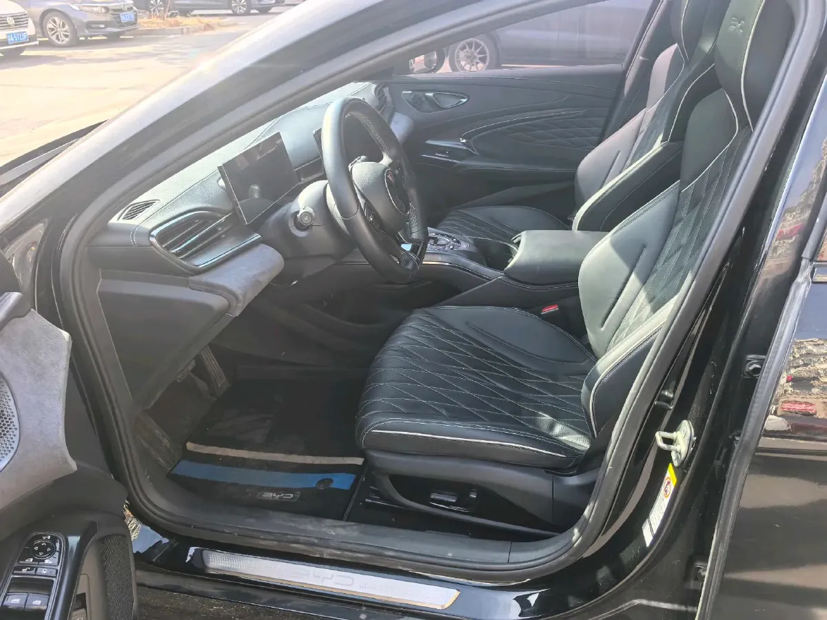 2023 BYD Seal BEV 61.4KWH,autocango,china used car exporter,china ev exporter,chinese used car exporter,chinese used ev exporter