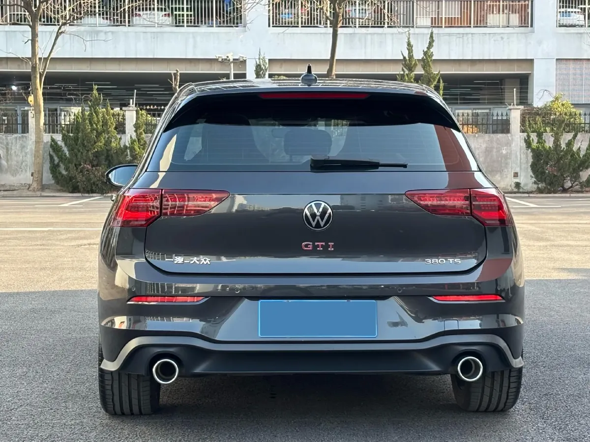 2023 Volkswagen GolfGTI 2.0T 220HP L4 7DCT,autocango,china used car exporter,china ev exporter,chinese used car exporter,chinese used ev exporter