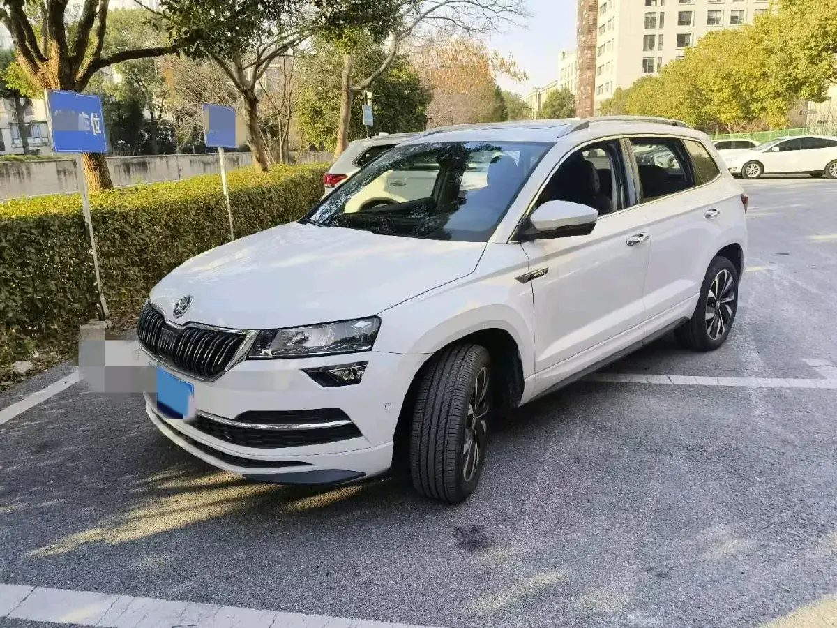 2024 Skoda Karoq 1.4T 150HP L4 7DCT