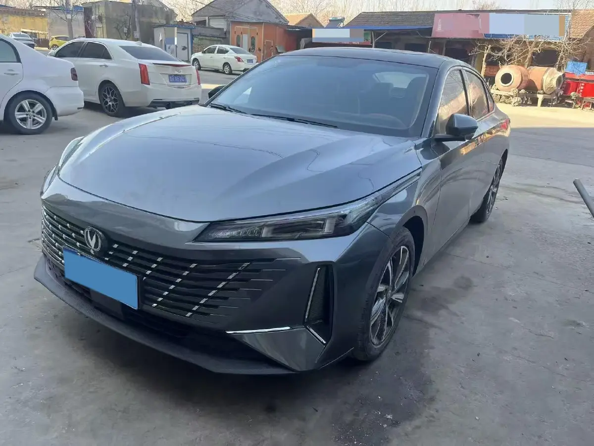 2022 ChangAn Raeton CC 1.5T 188HP L4 7DCT