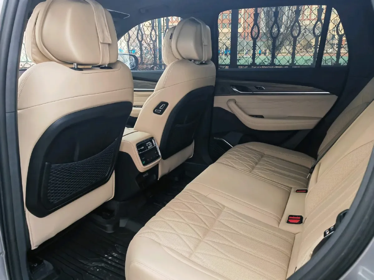 2026 Geely Monjaro 2.0T 272HP L4 8AT,autocango,china used car exporter,china ev exporter,chinese used car exporter,chinese used ev exporter