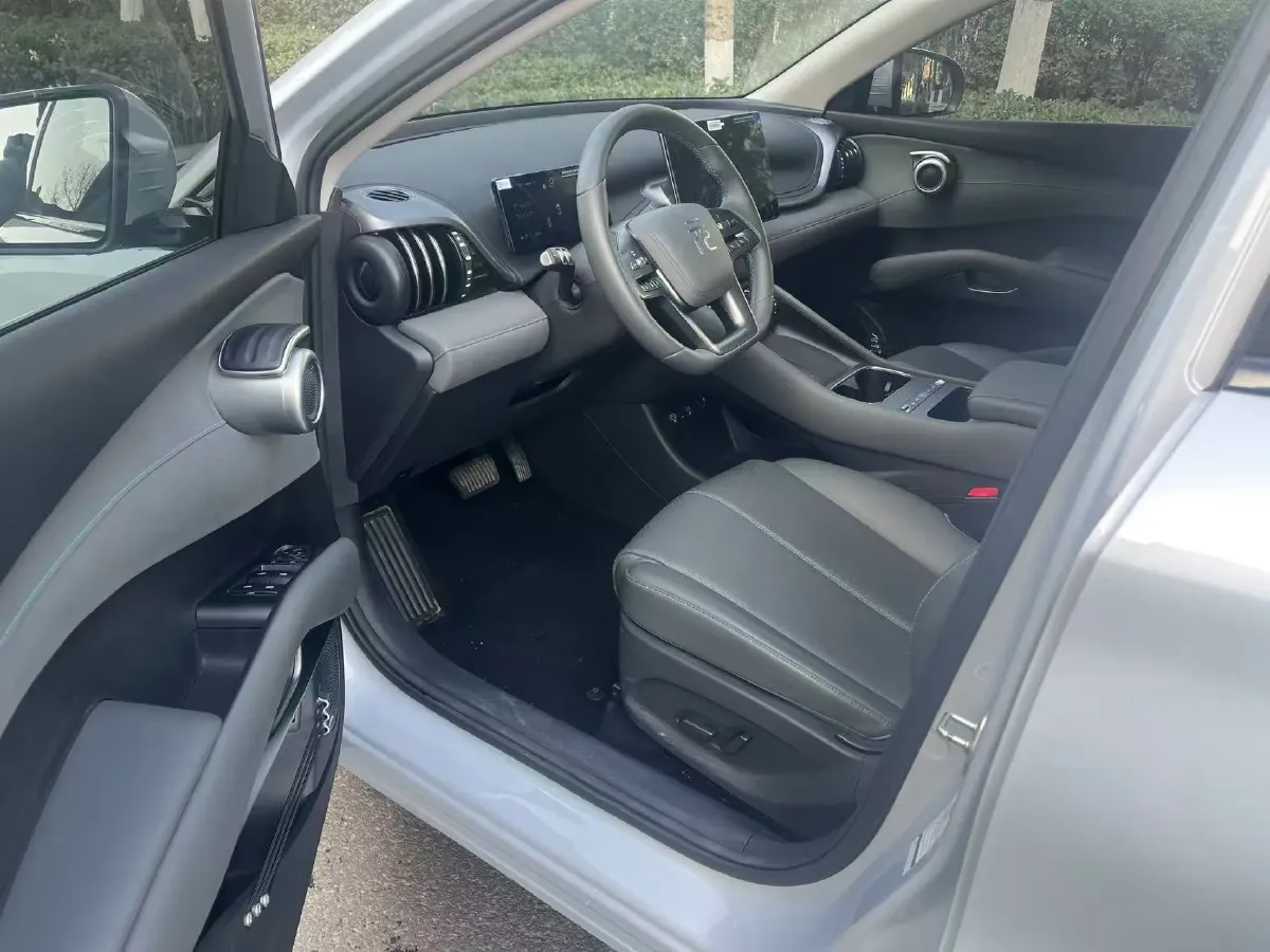 2025 BYD Yuan Plus BEV 60.48KWH,autocango,china used car exporter,china ev exporter,chinese used car exporter,chinese used ev exporter