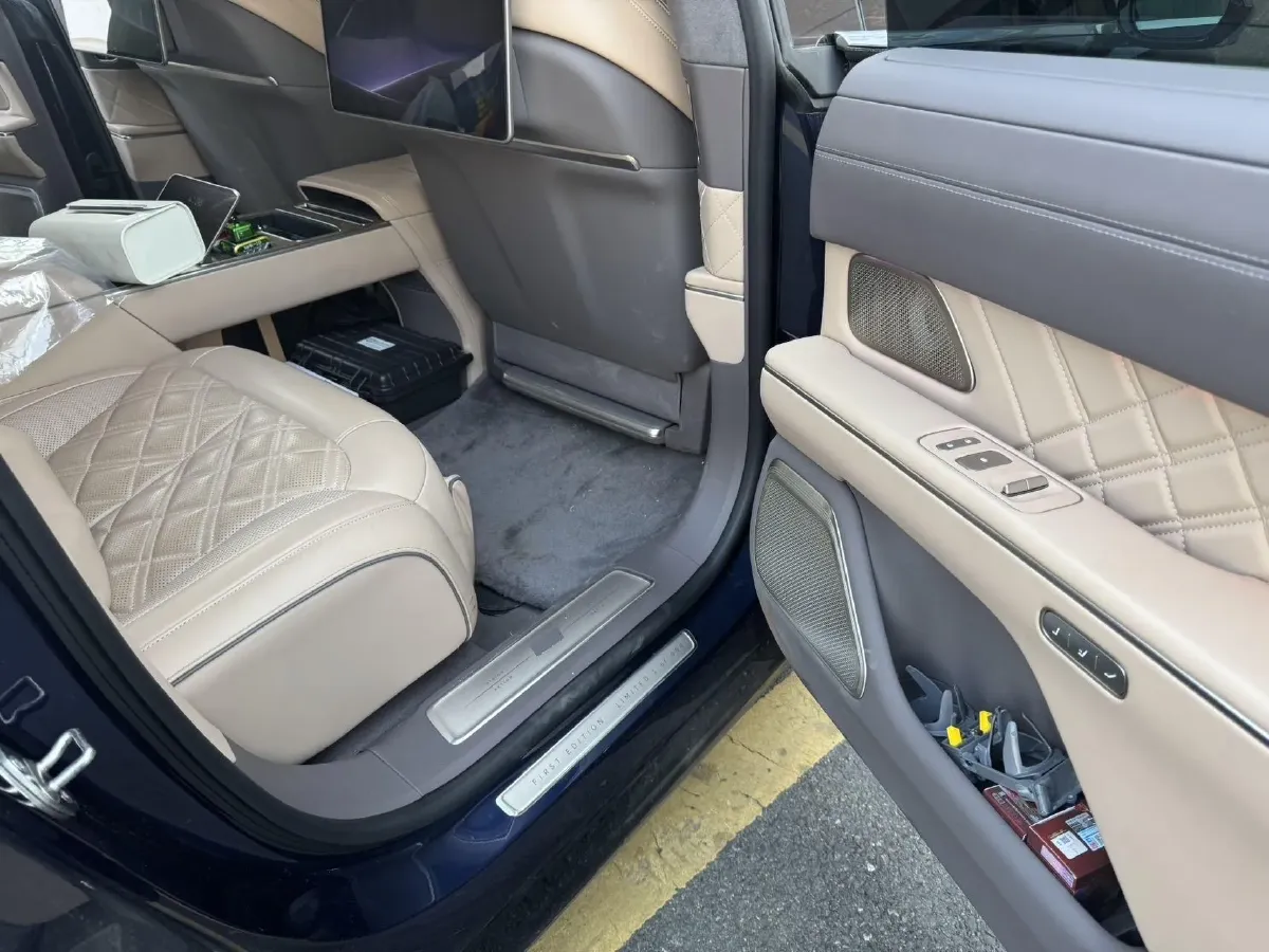 2025 NIO ET9 BEV,autocango,china used car exporter,china ev exporter,chinese used car exporter,chinese used ev exporter