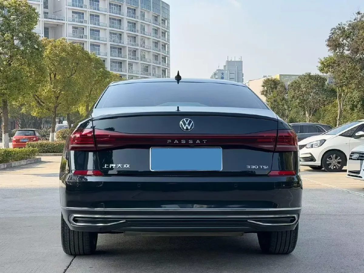 2023 Volkswagen Passat 2.0T 186HP L4 7DCT,autocango,china used car exporter,china ev exporter,chinese used car exporter,chinese used ev exporter