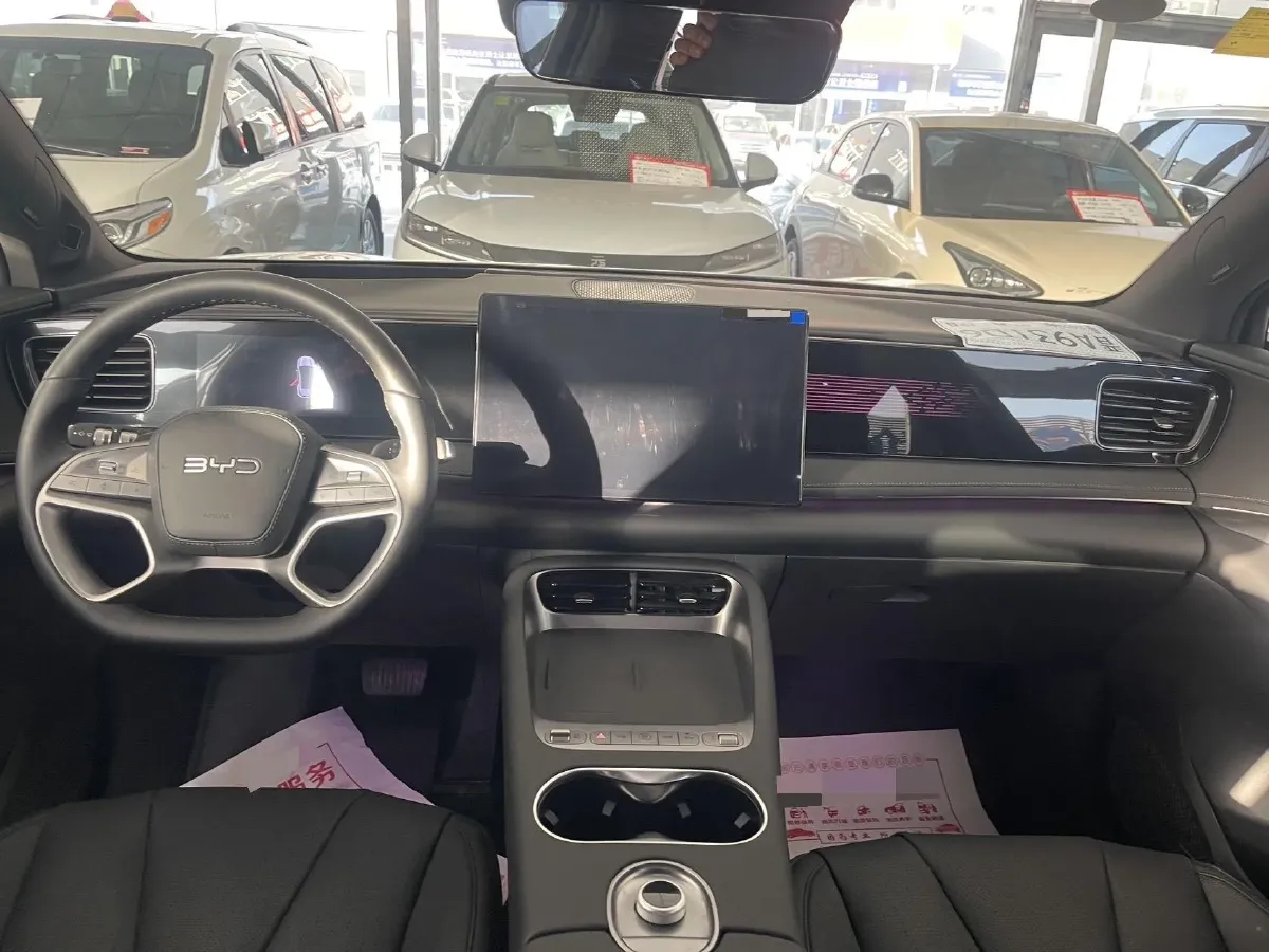 2025 LanDian E5 PLUS 1.5L 95HP L4 E-CVT PHEV,autocango,china used car exporter,china ev exporter,chinese used car exporter,chinese used ev exporter