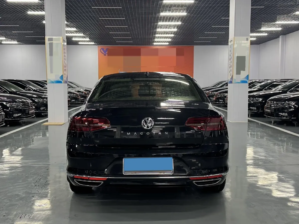 2019 Volkswagen Magotan 2.0T 186HP L4 7DCT,autocango,china used car exporter,china ev exporter,chinese used car exporter,chinese used ev exporter