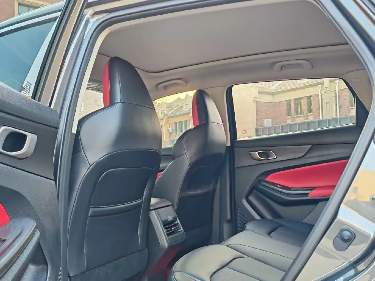 2022 ChangAn CS55 Plus 1.5T 180HP L4 7DCT,autocango,china used car exporter,china ev exporter,chinese used car exporter,chinese used ev exporter