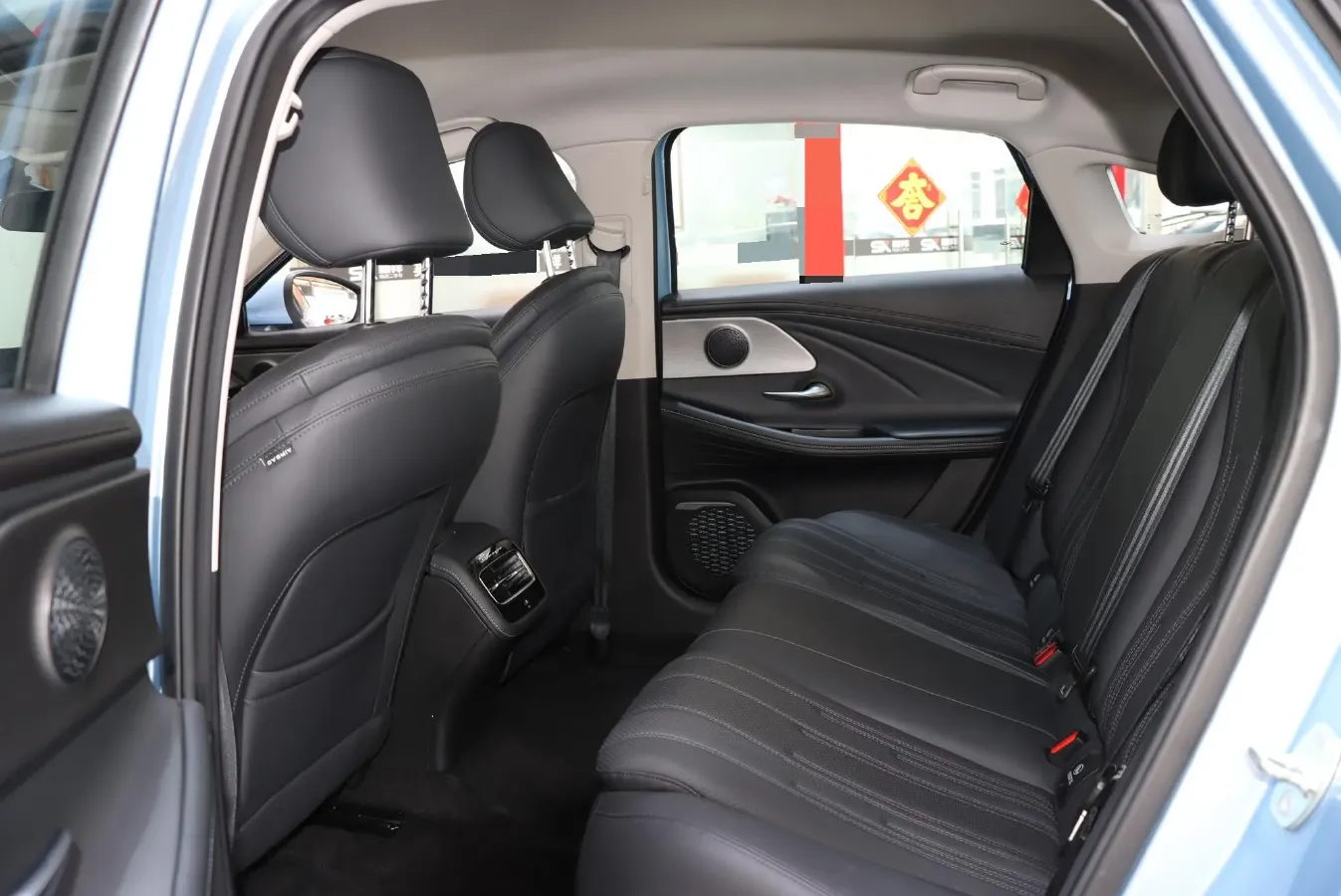 2024 Fulwin FulwinA8 1.5T 156HP L4 1DHT PHEV 18.3KWH,autocango,china used car exporter,china ev exporter,chinese used car exporter,chinese used ev exporter