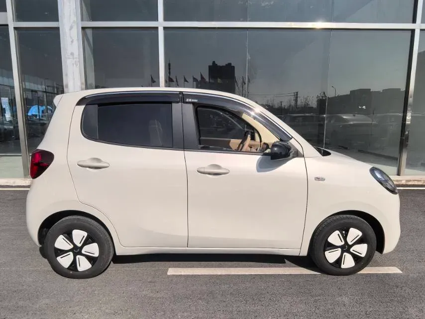 2025 WuLing HongGuang MINI EV BEV 16.2KWH,autocango,china used car exporter,china ev exporter,chinese used car exporter,chinese used ev exporter