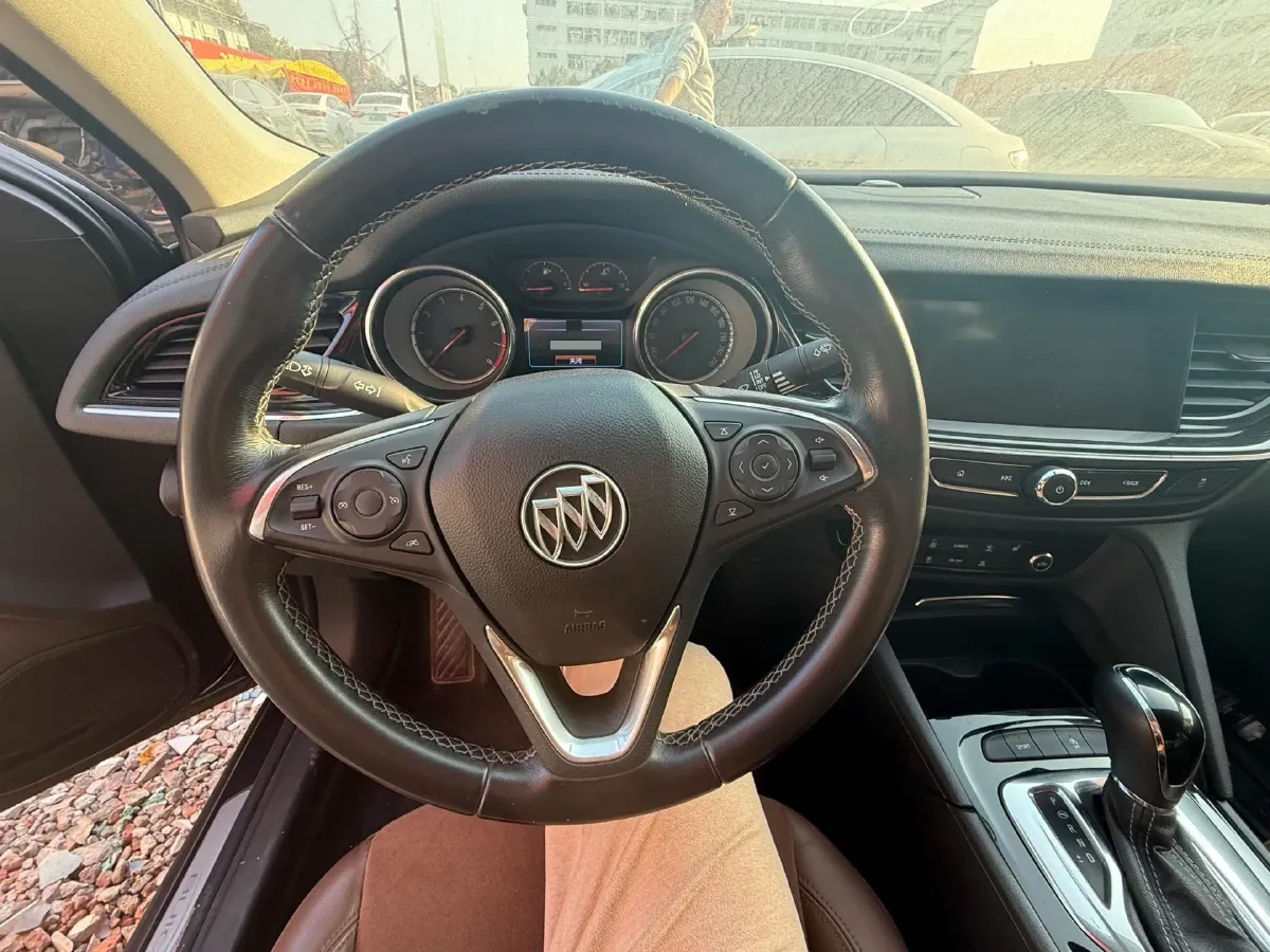 2019 Buick Regal 1.5T 170HP L4 9AT,autocango,china used car exporter,china ev exporter,chinese used car exporter,chinese used ev exporter