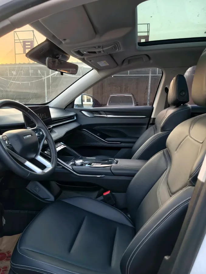 2021 Haval H6 2.0T 211HP L4 7DCT,autocango,china used car exporter,china ev exporter,chinese used car exporter,chinese used ev exporter