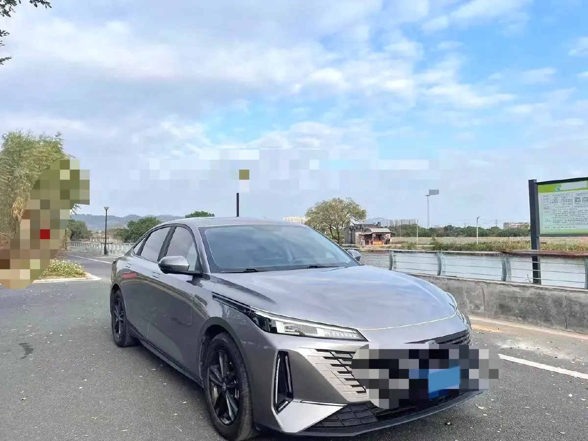 2023 ChangAn Oshan Z6 1.5T 188HP L4 7DCT,autocango,china used car exporter,china ev exporter,chinese used car exporter,chinese used ev exporter