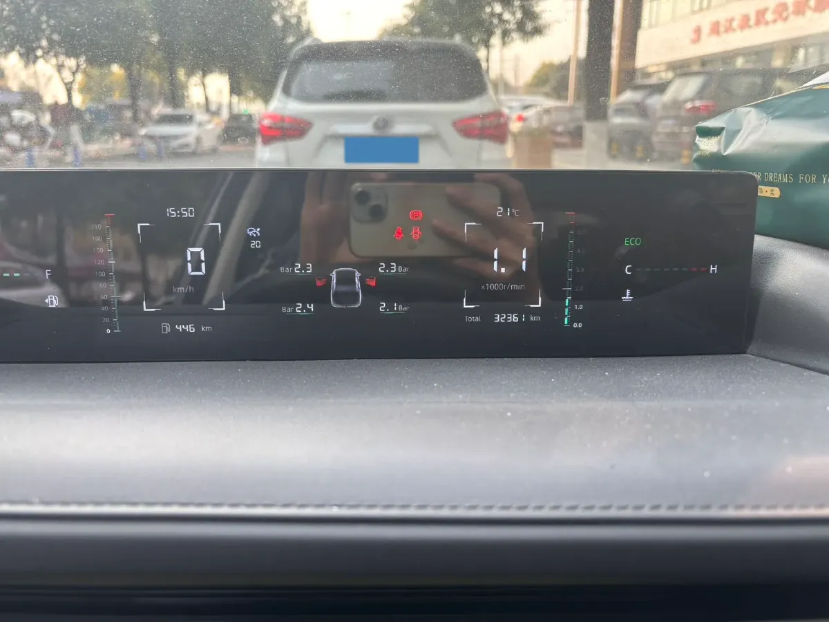 2023 ChangAn Oshan Z6 1.5T 188HP L4 7DCT,autocango,china used car exporter,china ev exporter,chinese used car exporter,chinese used ev exporter