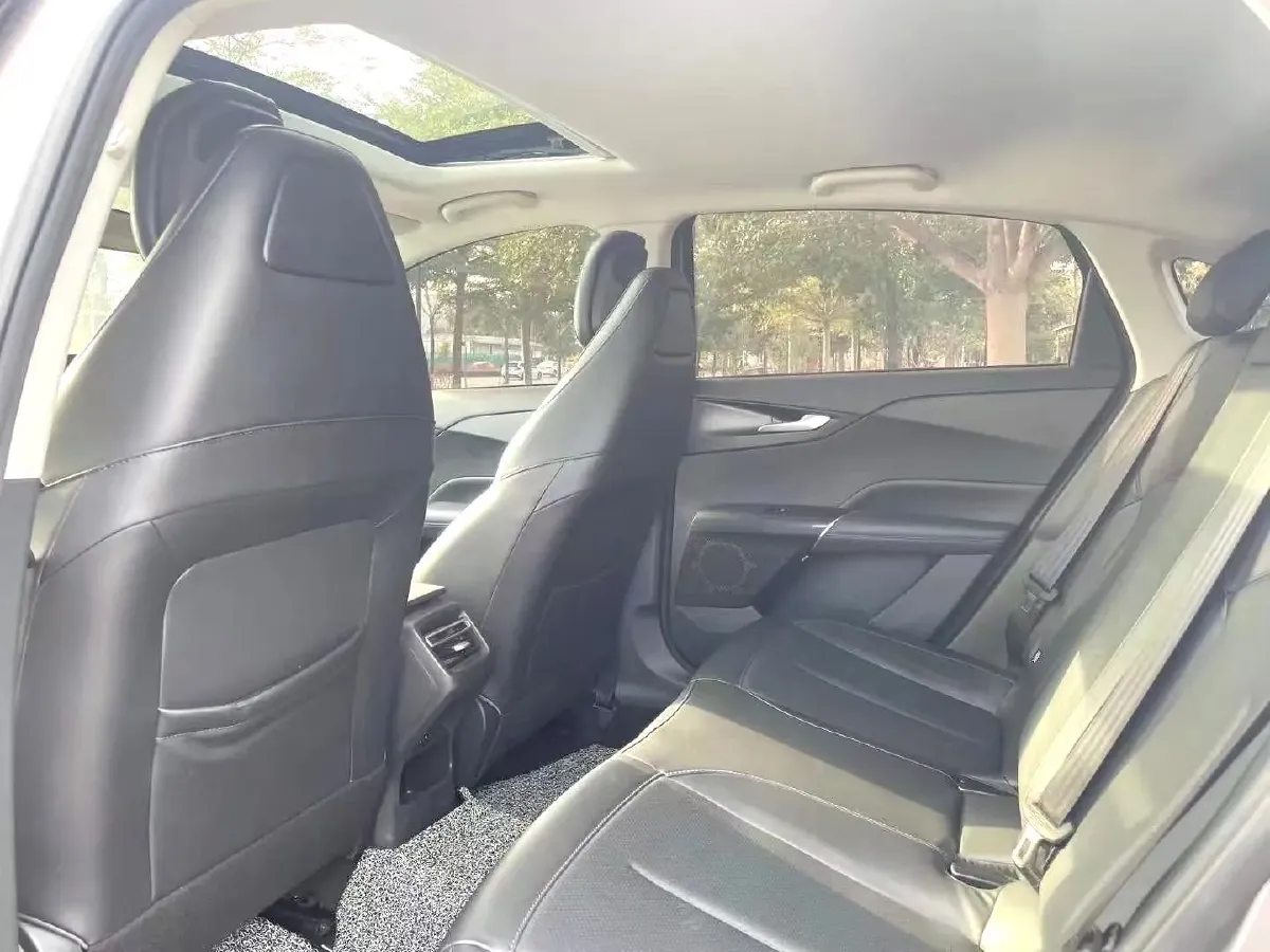 2023 ChangAn Oshan Z6 1.5T 188HP L4 7DCT,autocango,china used car exporter,china ev exporter,chinese used car exporter,chinese used ev exporter