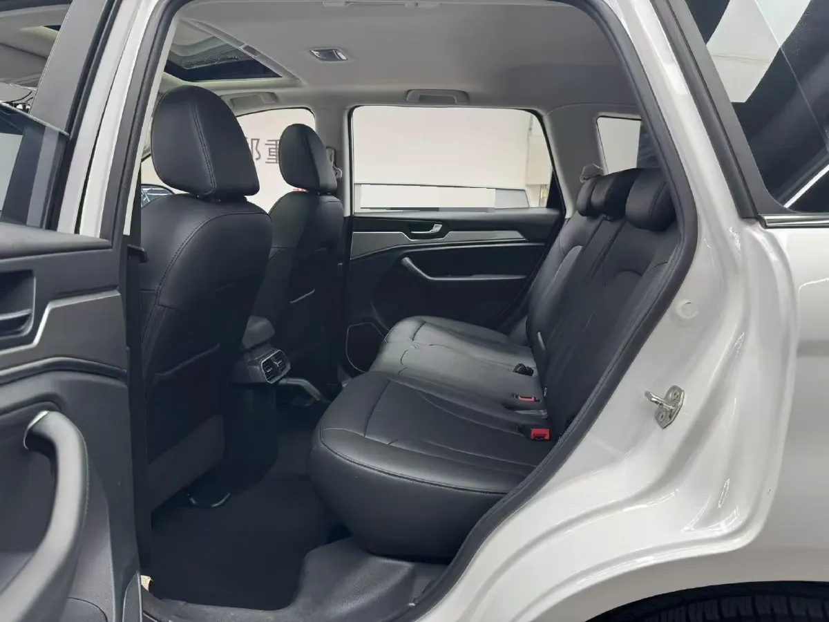 2018 Haval H6 1.5T 150HP L4 7DCT,autocango,china used car exporter,china ev exporter,chinese used car exporter,chinese used ev exporter