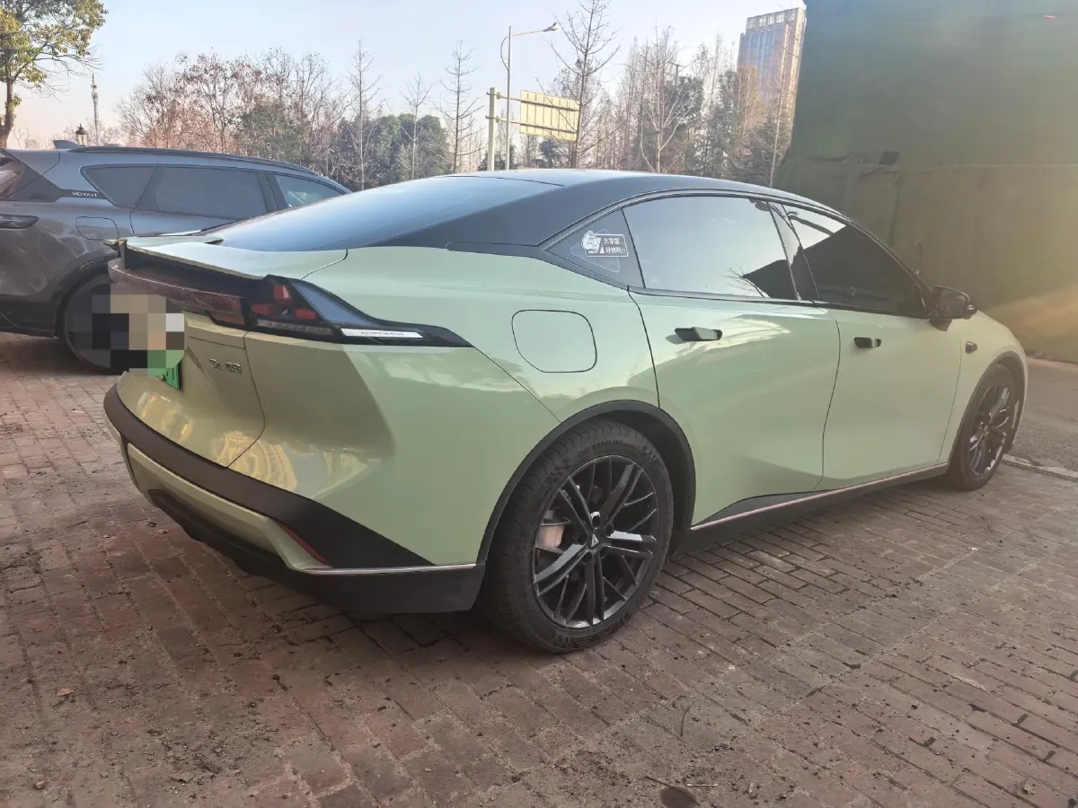 2022 DongFeng Forthing LingZhi EV BEV 68.4KWH,autocango,china used car exporter,china ev exporter,chinese used car exporter,chinese used ev exporter