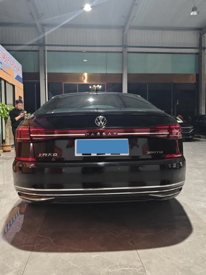 2023 Volkswagen Passat 2.0T 186HP L4 7DCT,autocango,china used car exporter,china ev exporter,chinese used car exporter,chinese used ev exporter