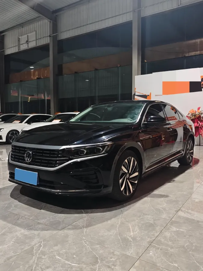 2023 Volkswagen Passat 2.0T 186HP L4 7DCT,autocango,china used car exporter,china ev exporter,chinese used car exporter,chinese used ev exporter