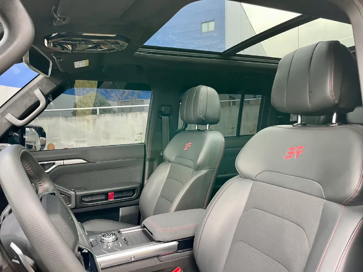 2023 Jetour Traveller 2.0T 254HP L4 7DCT,autocango,china used car exporter,china ev exporter,chinese used car exporter,chinese used ev exporter