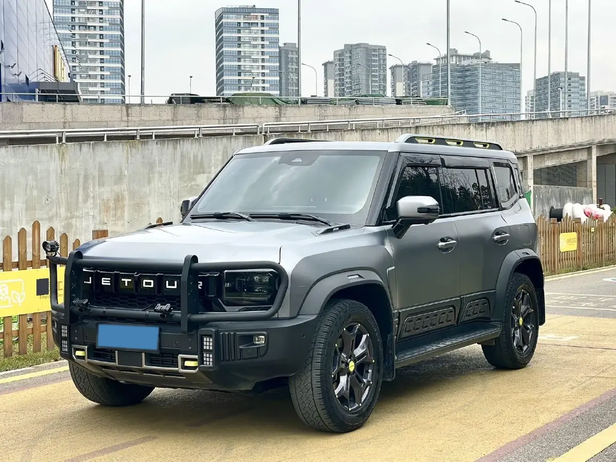 2023 Jetour Traveller 2.0T 254HP L4 7DCT