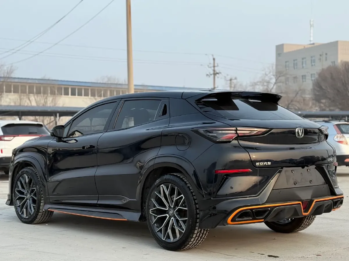 2022 ChangAn UNI-T 1.5T 188HP L4 7DCT,autocango,china used car exporter,china ev exporter,chinese used car exporter,chinese used ev exporter