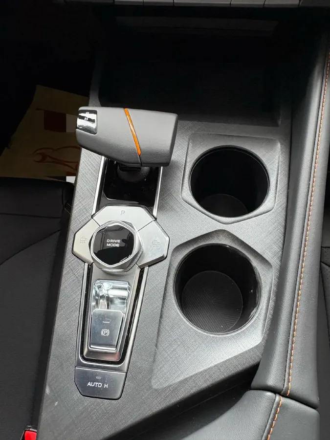 2024 ChangAn UNI-V 1.5T 188HP L4 7DCT,autocango,china used car exporter,china ev exporter,chinese used car exporter,chinese used ev exporter