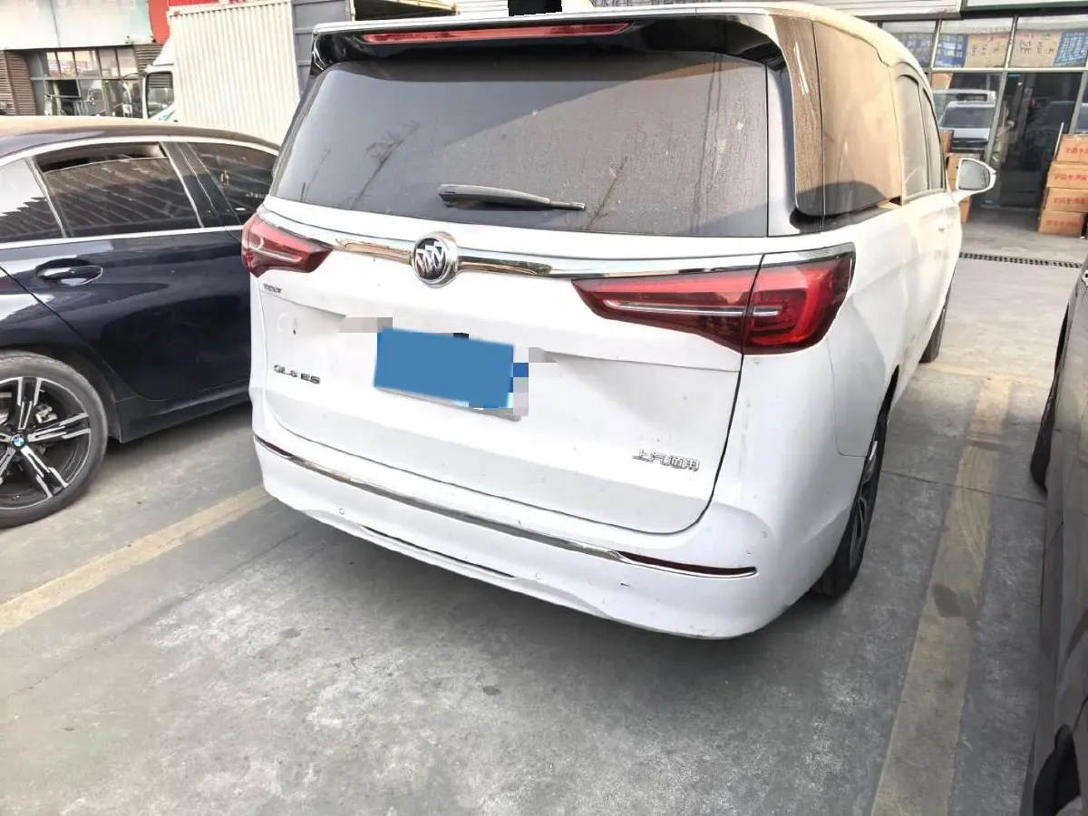 2022 Buick GL8 2.0T 237HP L4 9AT,autocango,china used car exporter,china ev exporter,chinese used car exporter,chinese used ev exporter