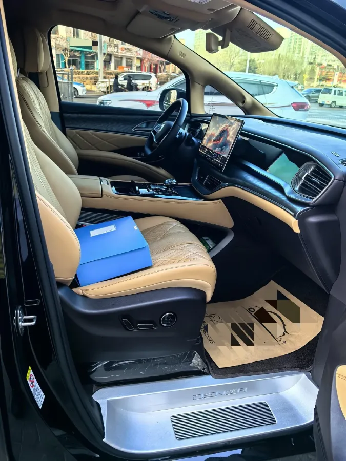 2025 Denza D9 1.5T 156HP L4 E-CVT PHEV 40KWH,autocango,china used car exporter,china ev exporter,chinese used car exporter,chinese used ev exporter