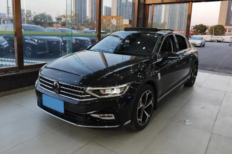 2023 Volkswagen Magotan 2.0T 186HP L4 7DCT
