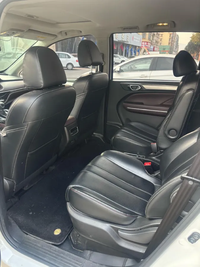 2023 GAC Trumpchi M6 1.5T 177HP L4 7DCT,autocango,china used car exporter,china ev exporter,chinese used car exporter,chinese used ev exporter