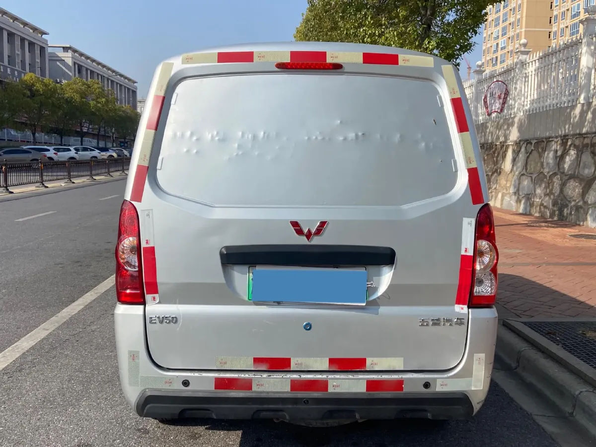 2021 WuLing EV50 BEV 41.6KWH,autocango,china used car exporter,china ev exporter,chinese used car exporter,chinese used ev exporter
