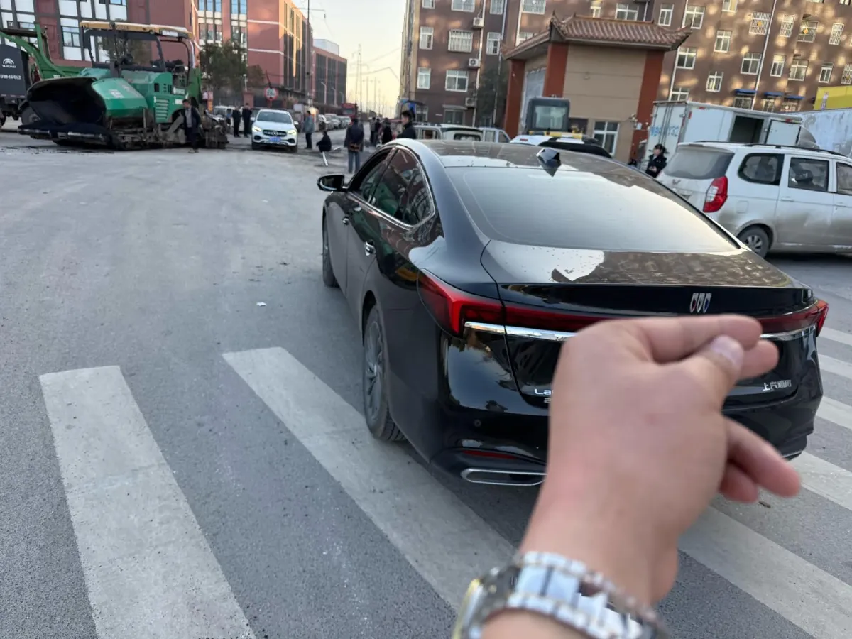 2025 Buick Larcosse 2.0T 237HP L4 9AT,autocango,china used car exporter,china ev exporter,chinese used car exporter,chinese used ev exporter