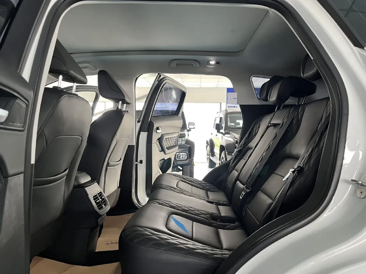 2021 Haval H6 1.5T 150HP L4 7DCT,autocango,china used car exporter,china ev exporter,chinese used car exporter,chinese used ev exporter