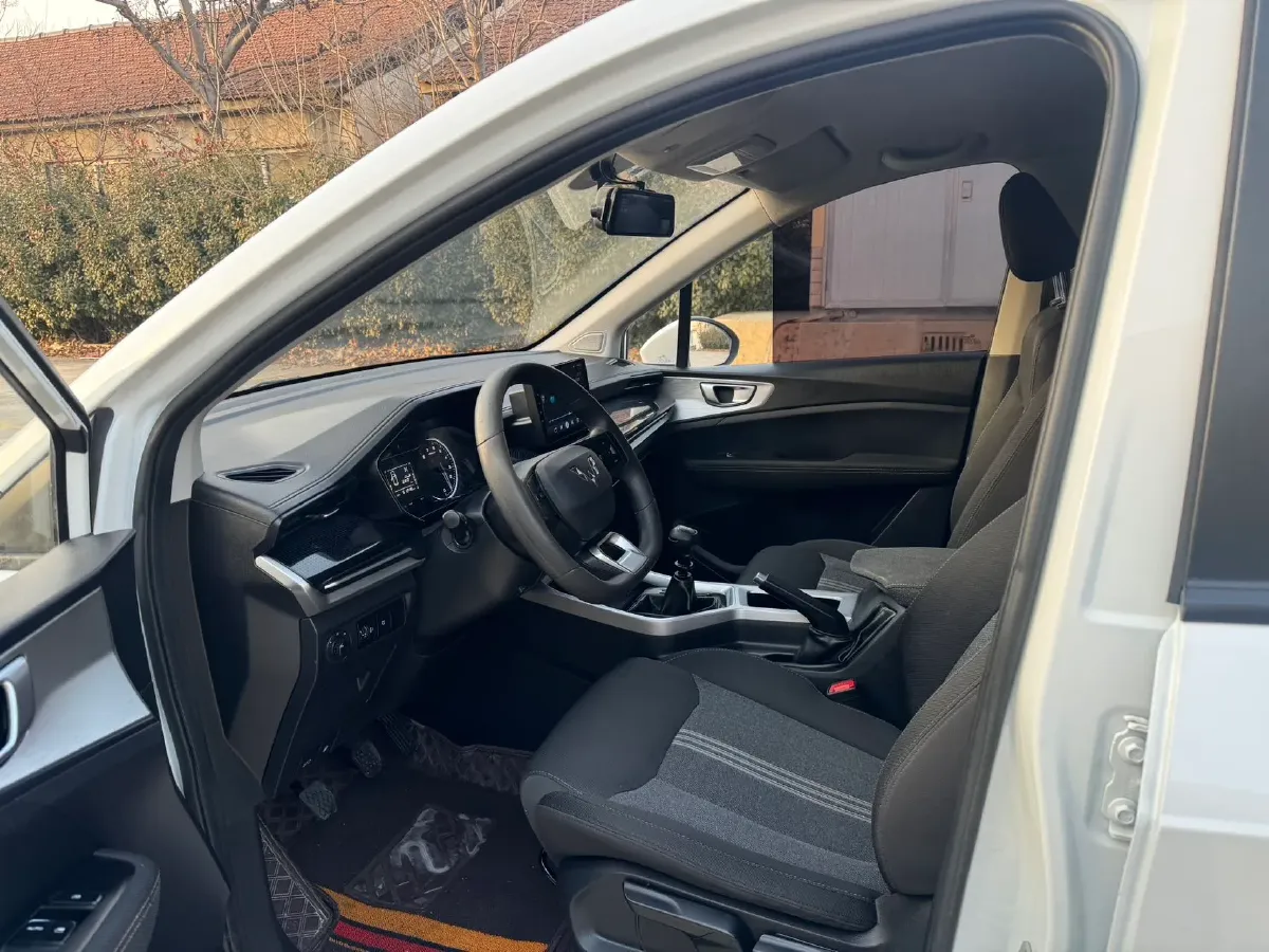 2022 VGV U70Pro 1.5T 156HP L4 6MT,autocango,china used car exporter,china ev exporter,chinese used car exporter,chinese used ev exporter