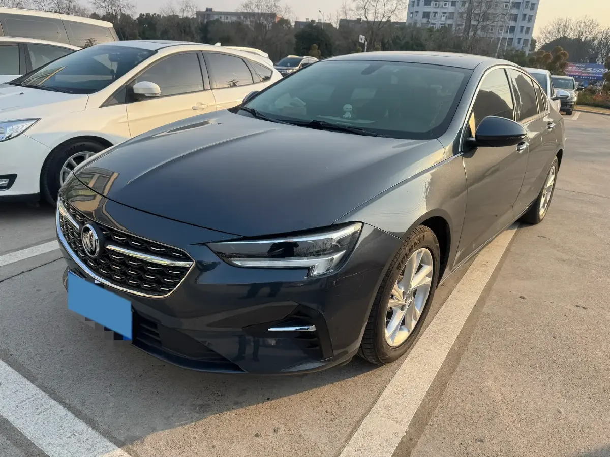 2020 Buick Regal 1.5T 169HP L4 9AT