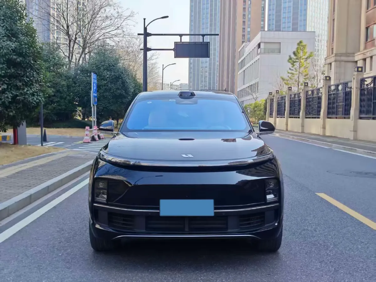 2024 Li L9 Range Extended 154HP REEV 52.3KWH,autocango,china used car exporter,china ev exporter,chinese used car exporter,chinese used ev exporter