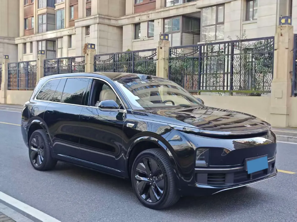 2024 Li L9 Range Extended 154HP REEV 52.3KWH,autocango,china used car exporter,china ev exporter,chinese used car exporter,chinese used ev exporter
