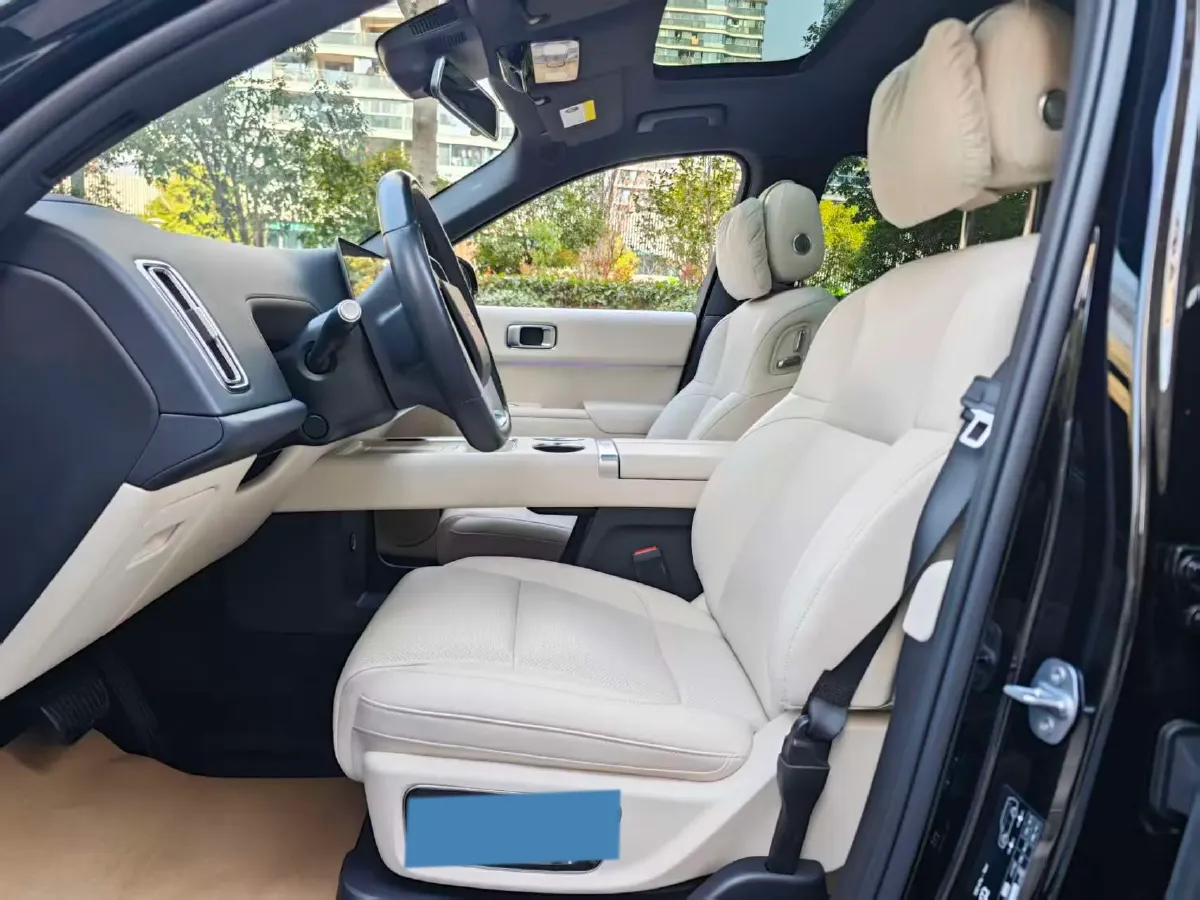 2024 Li L9 Range Extended 154HP REEV 52.3KWH,autocango,china used car exporter,china ev exporter,chinese used car exporter,chinese used ev exporter