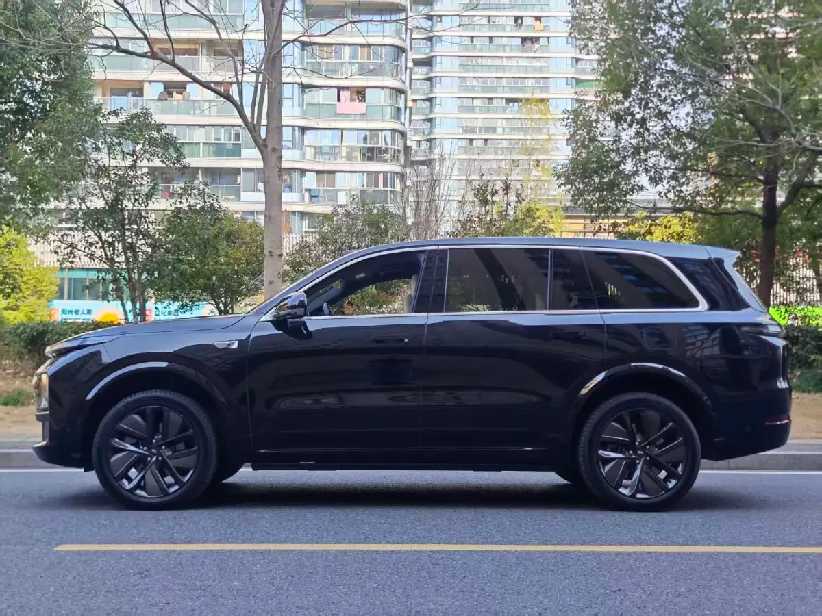 2024 Li L9 Range Extended 154HP REEV 52.3KWH,autocango,china used car exporter,china ev exporter,chinese used car exporter,chinese used ev exporter