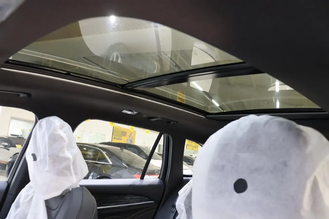 2024 Geely Monjaro 2.0T 218HP L4 7DCT,autocango,china used car exporter,china ev exporter,chinese used car exporter,chinese used ev exporter