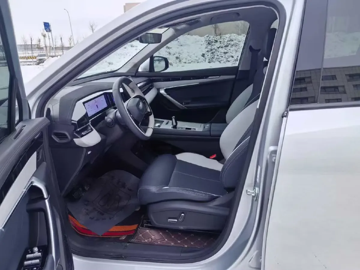 2025 Geely StarRay 1.5T 181HP L4 7DCT,autocango,china used car exporter,china ev exporter,chinese used car exporter,chinese used ev exporter