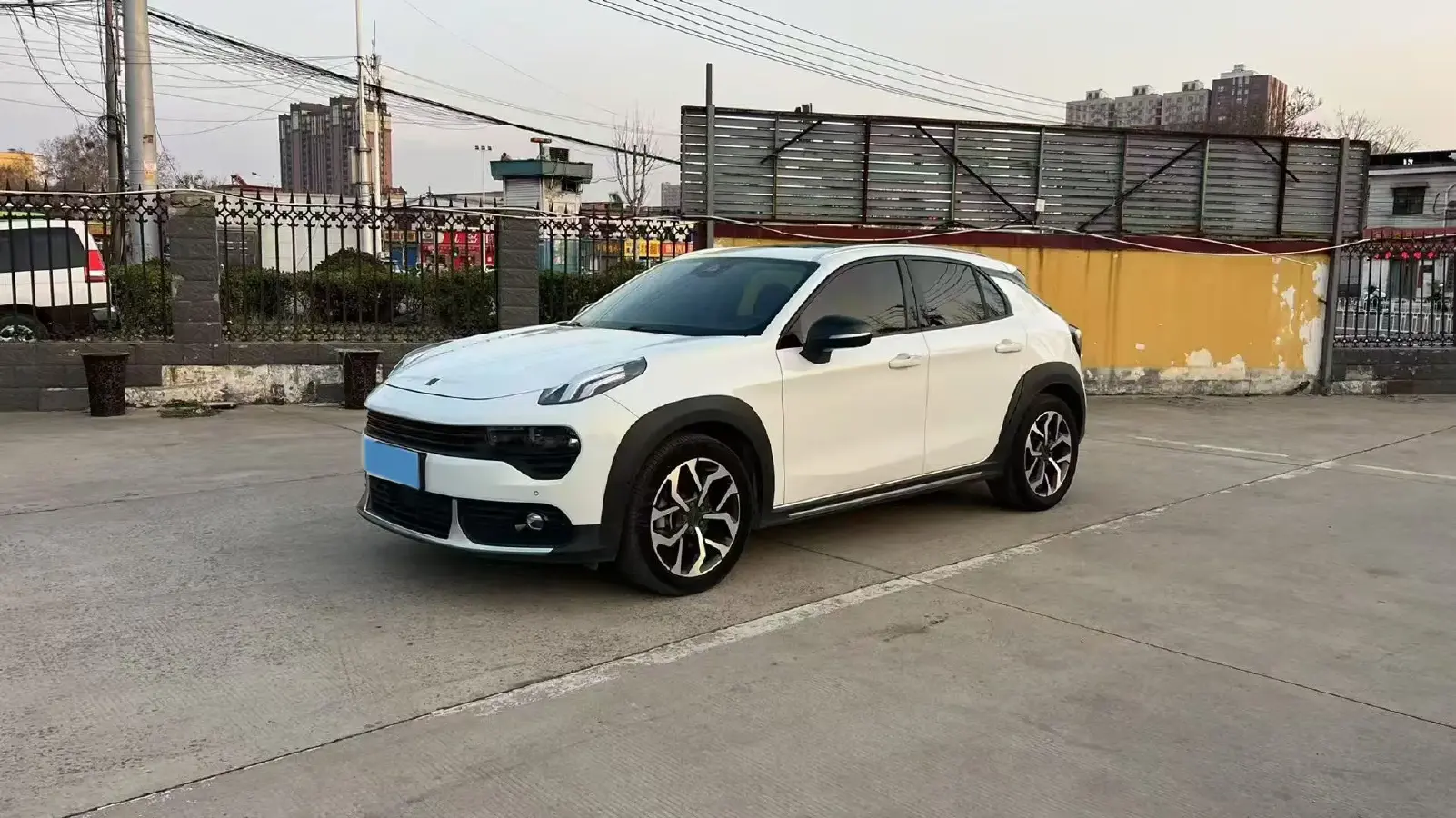 2019 LYNK&CO 02 2.0T 190HP L4 6AT