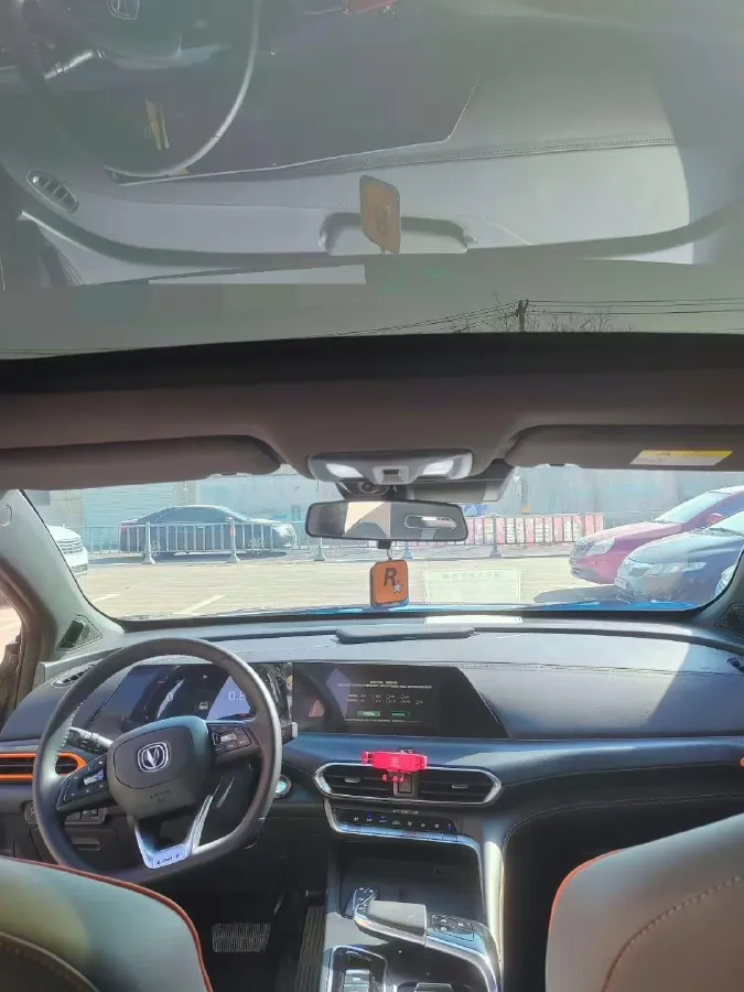 2022 ChangAn UNI-T 1.5T 188HP L4 7DCT,autocango,china used car exporter,china ev exporter,chinese used car exporter,chinese used ev exporter