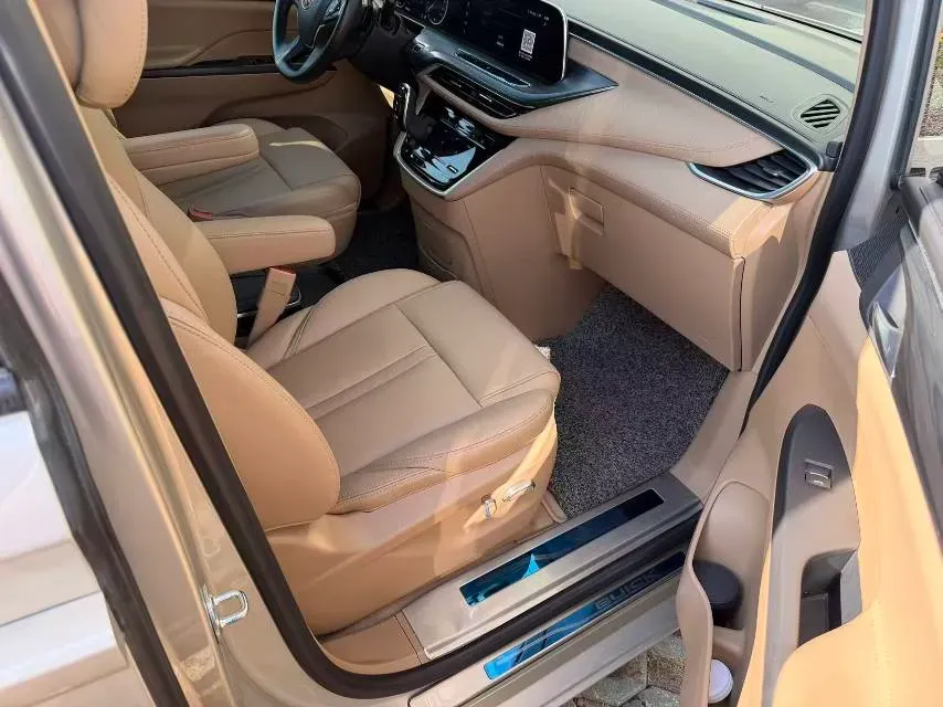 2020 Buick GL8 2.0T 237HP L4 9AT,autocango,china used car exporter,china ev exporter,chinese used car exporter,chinese used ev exporter