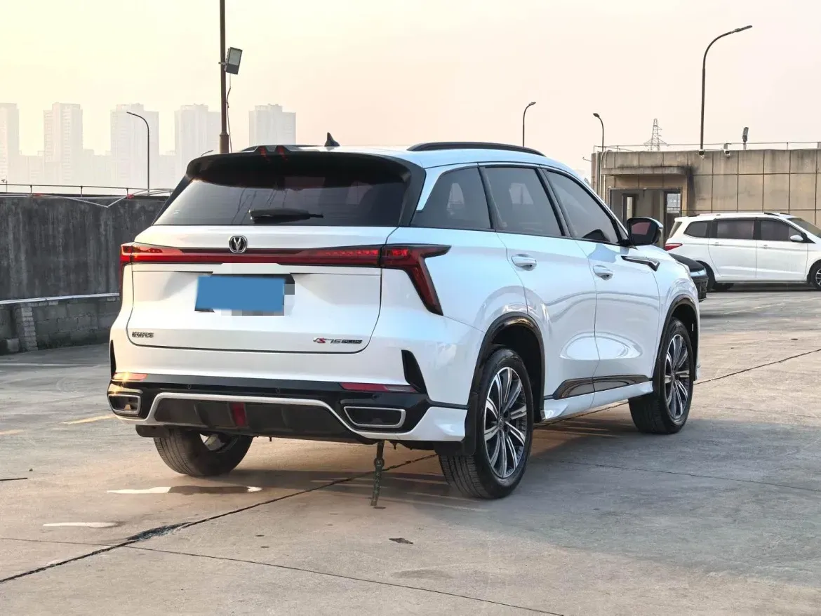 2023 ChangAn CS75 Plus 1.5T 188HP L4 8AT,autocango,china used car exporter,china ev exporter,chinese used car exporter,chinese used ev exporter