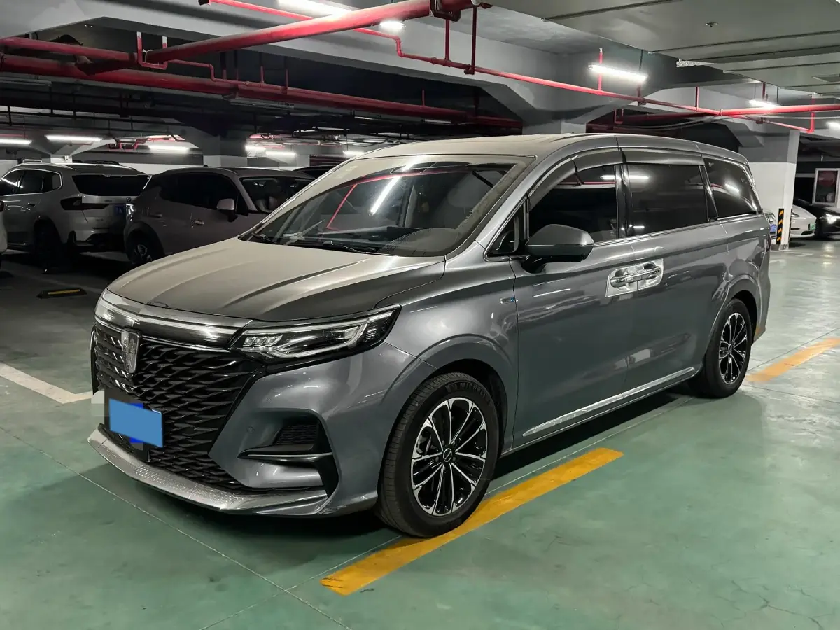 2021 Roewe iMAX8 2.0T 234HP L4 8AT