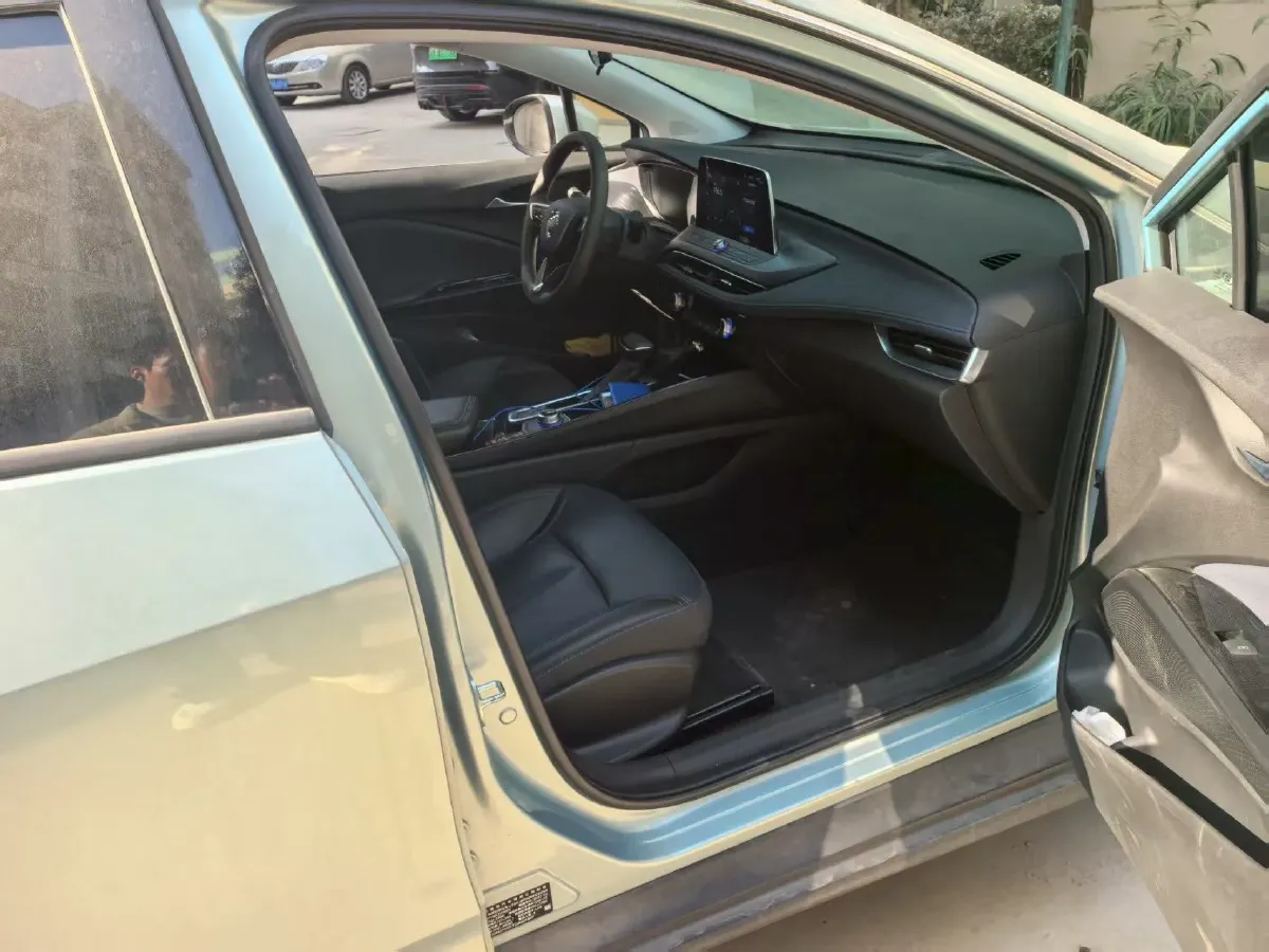 2022 Buick Velite 6 1.5L 102HP L4 E-CVT PHEV 9.5KWH,autocango,china used car exporter,china ev exporter,chinese used car exporter,chinese used ev exporter