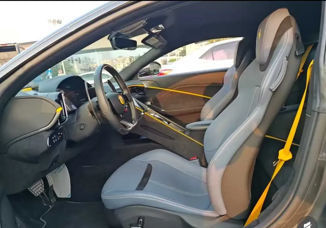 2020 Ferrari Roma 3.9T 620HP V8 8DCT,autocango,china used car exporter,china ev exporter,chinese used car exporter,chinese used ev exporter