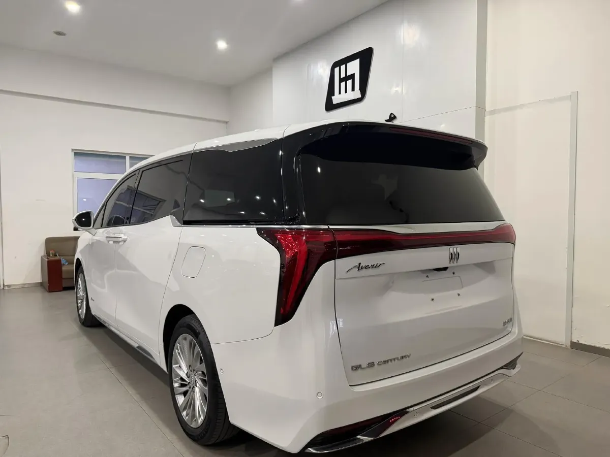 2023 Buick Century 2.0T 237HP L4 9AT,autocango,china used car exporter,china ev exporter,chinese used car exporter,chinese used ev exporter